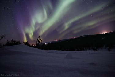 Aventura com raquetes de neve na Aurora Boreal em Pyhätunturi